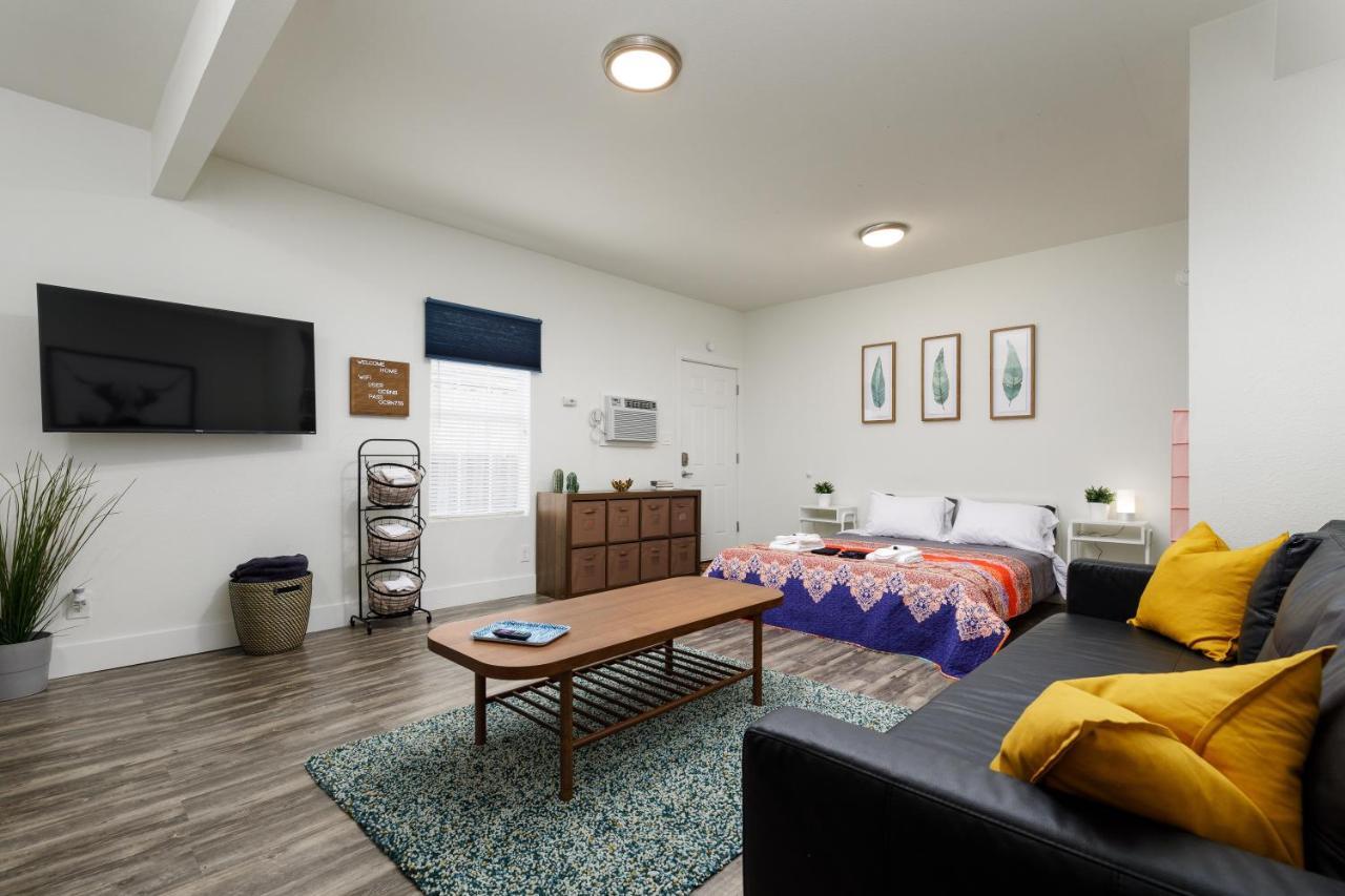 735 W 10Th St 댈러스 외부 사진