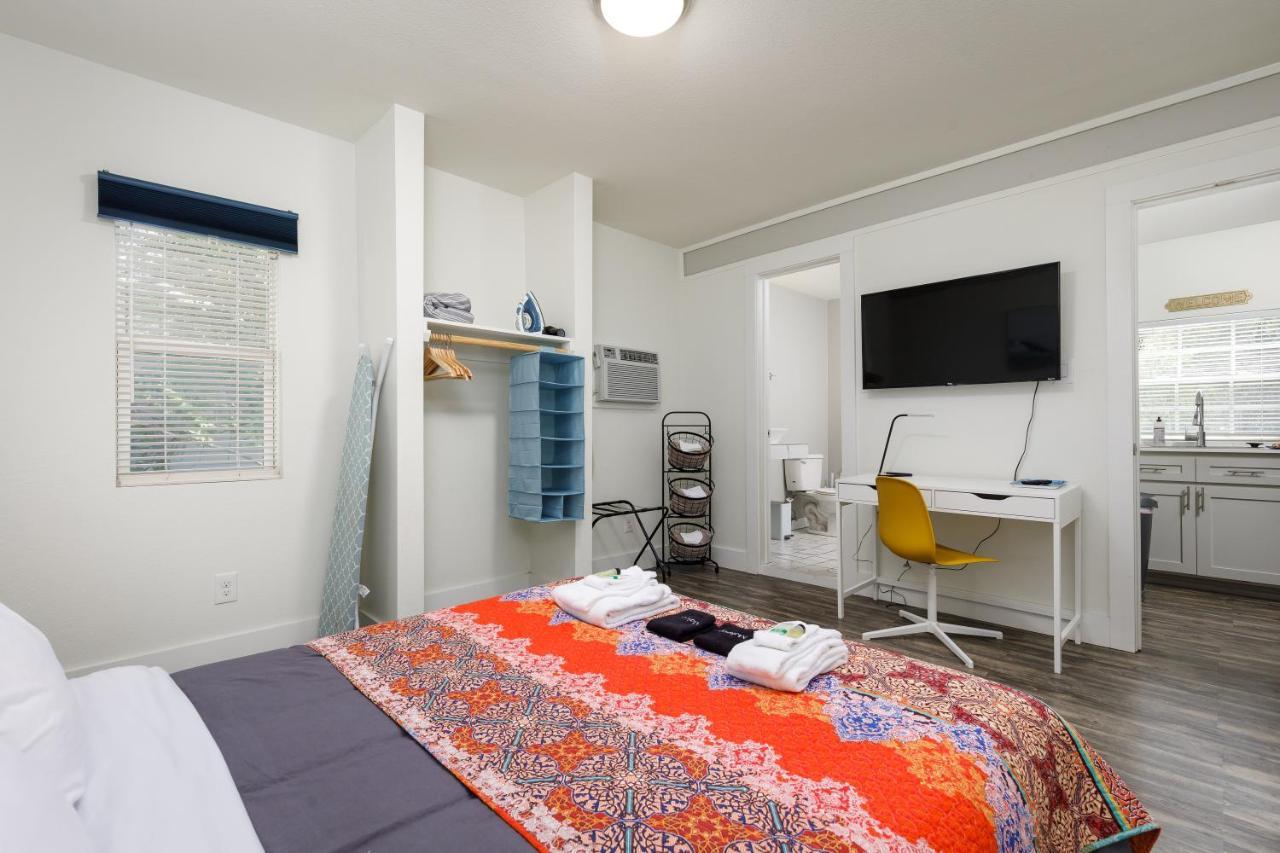 735 W 10Th St 댈러스 외부 사진