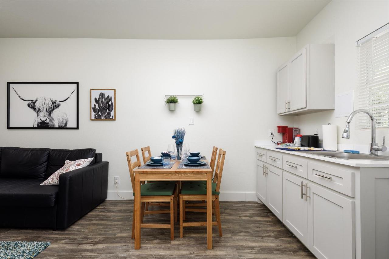 735 W 10Th St 댈러스 외부 사진
